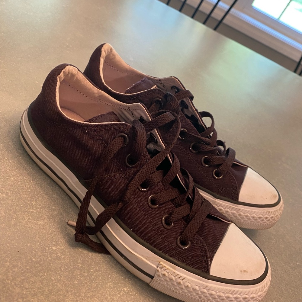 Converse Dark Plum Canvas Sneakers - size 7. - Picture 2 of 8